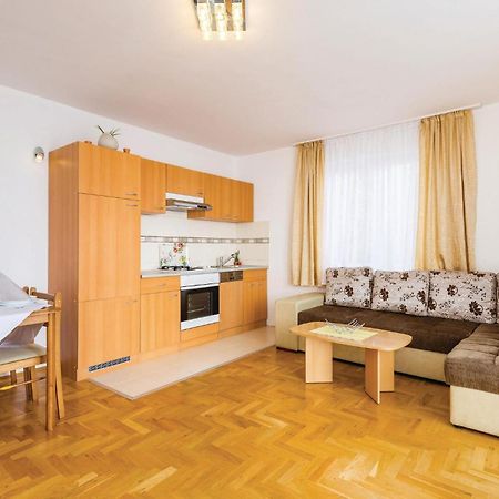 Stunning Apartment In Mošćenička Draga Eksteriør bilde