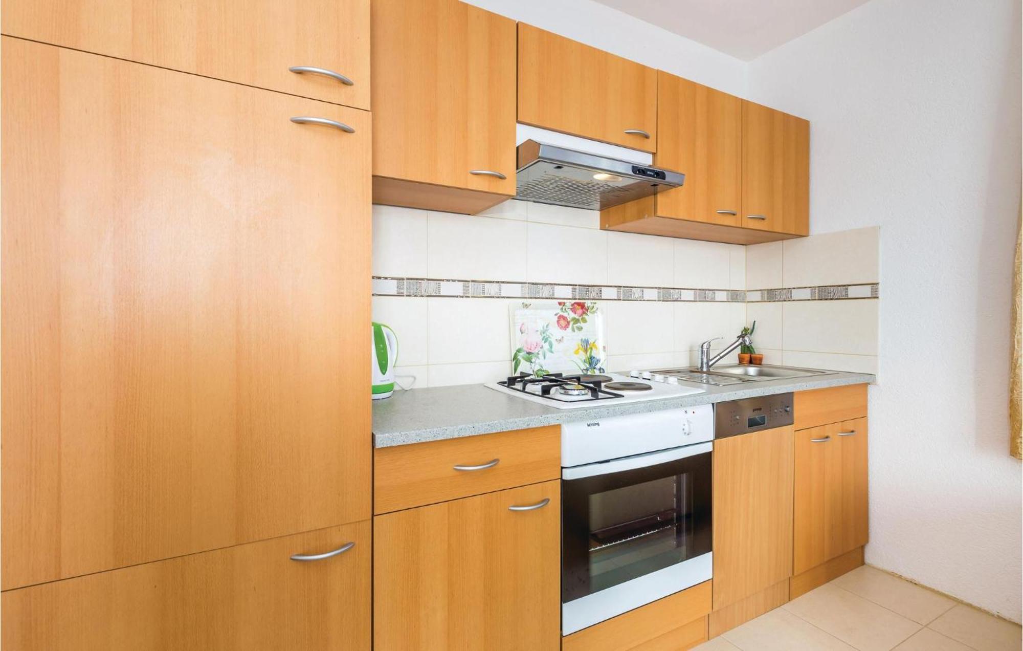Stunning Apartment In Mošćenička Draga Eksteriør bilde