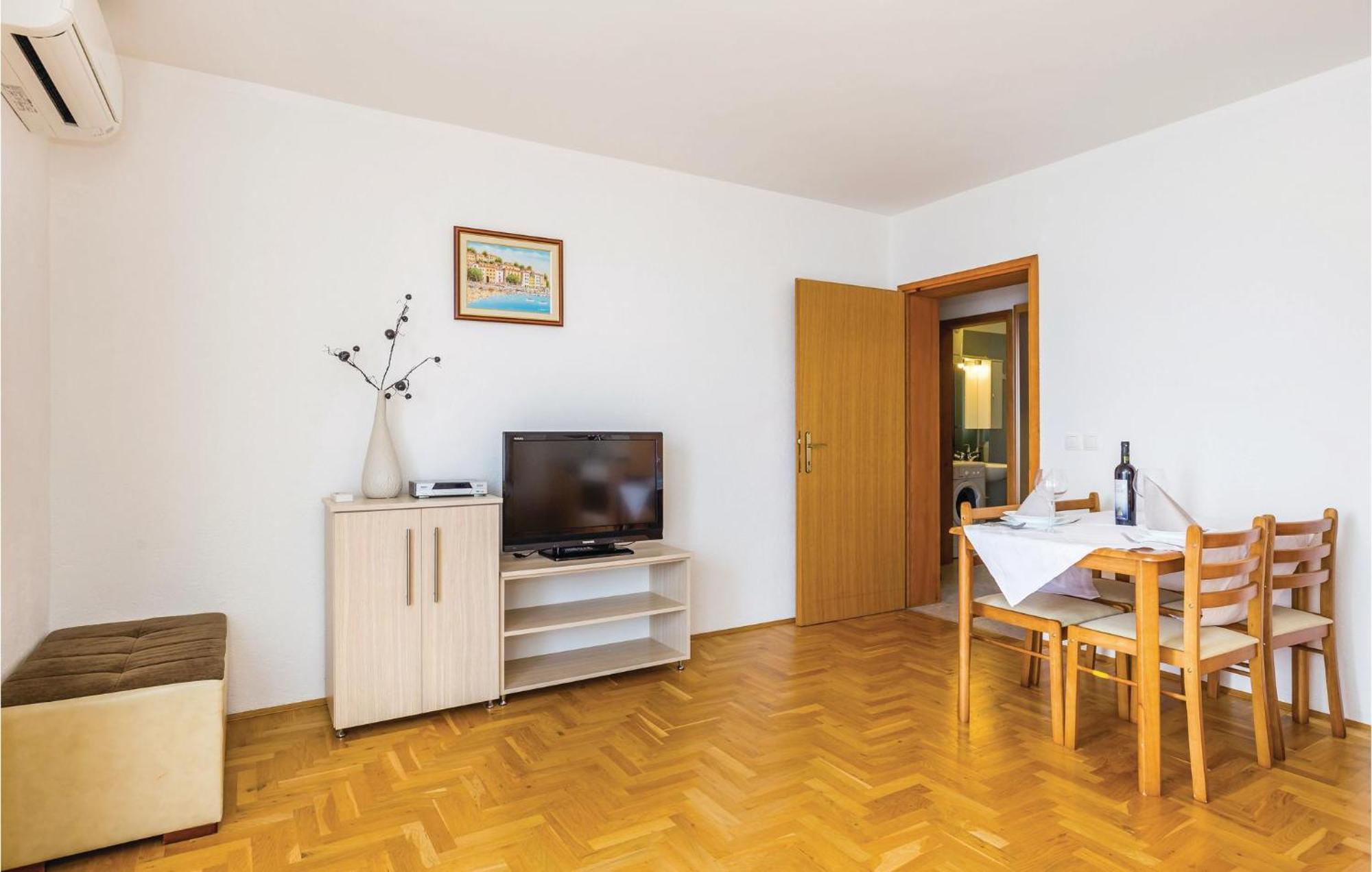 Stunning Apartment In Mošćenička Draga Eksteriør bilde