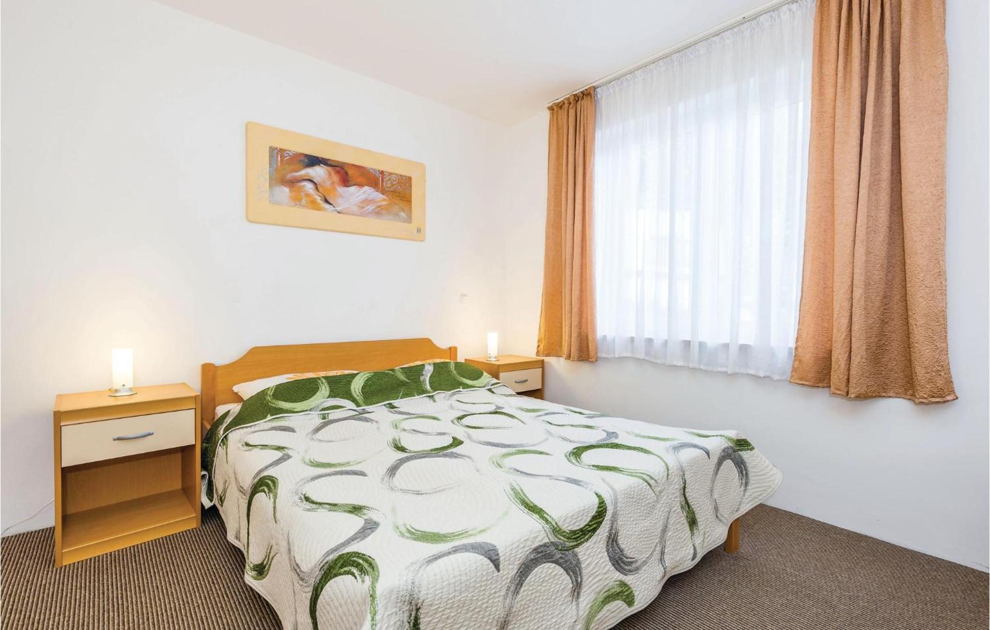 Stunning Apartment In Mošćenička Draga Eksteriør bilde